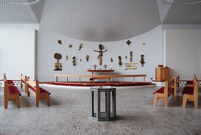 Hjerting Kirke Kirkerummet mod øst