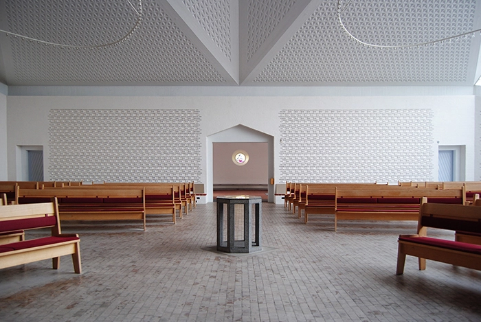 Hjerting Kirke Kirkerummet mod vest