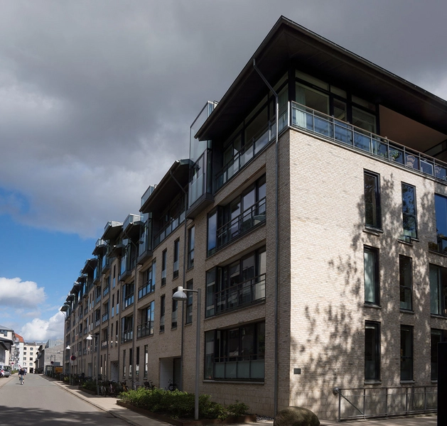 Fajancehaven - Porcelænshaven Blik langs vejen