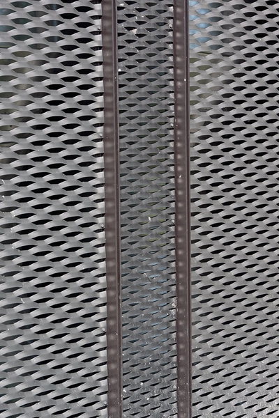 OK-Huset Lotte Detalje, materialitet, strækmetal