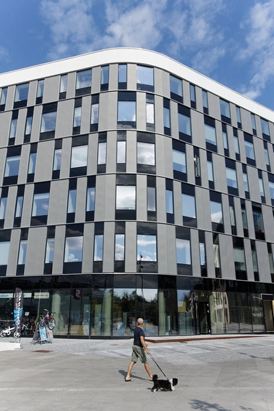 Flintholm Company House Rundet facade