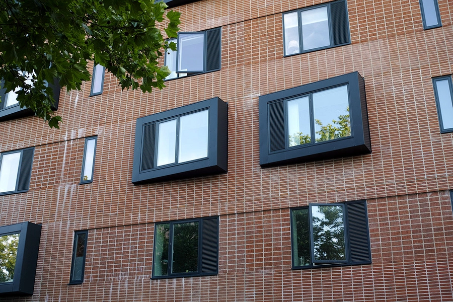 Boliger på Carl Jacobsens Vej 33 Facadeudsnit, facade mod vejen