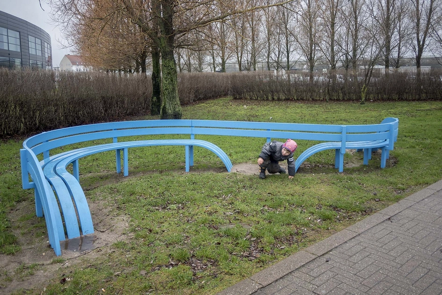 Blå bænke ved Den Blå Planet Bænk 5