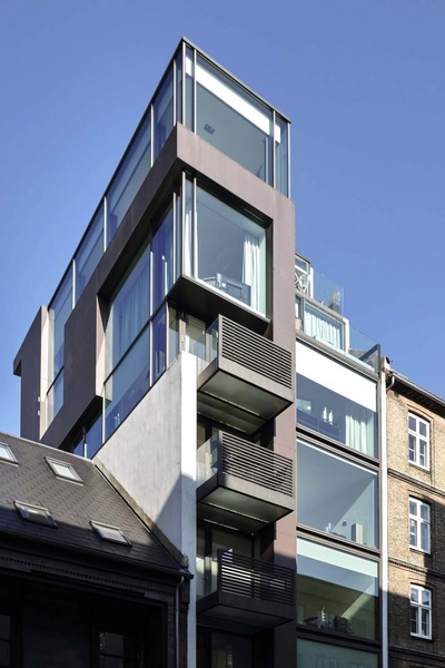 Stokhusgade 4b Infill Facaden åbner sig op med vest og giver udsyn til Østre Anlæg