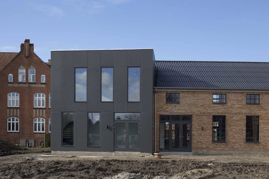 Bonevoksfabrikken Gammelt møder nyt på Designhøjskolen i Højer