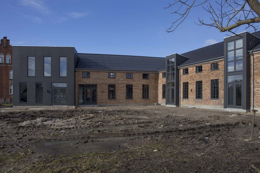 Bonevoksfabrikken Bygningen set fra øst