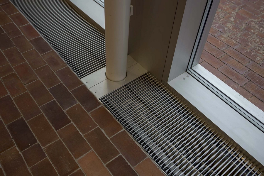 Tønder Rådhus Detalje, vindue, ny tilbygning