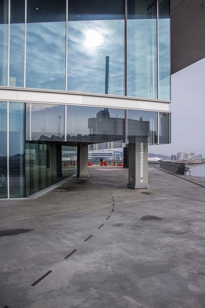 Dokk1 Udendørsareal, refleksion