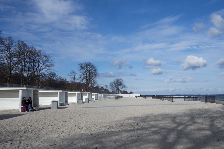 Ny Bellevue Strandbad Restaurerede lævægge og omklædningskabiner