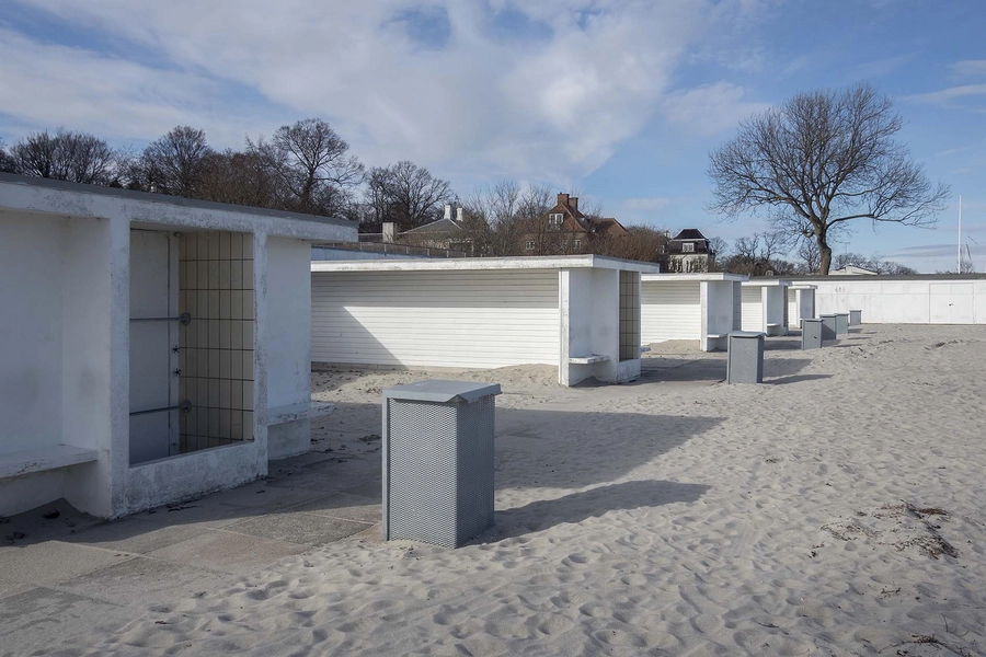 Ny Bellevue Strandbad Restaurerede lævægge og omklædningskabiner