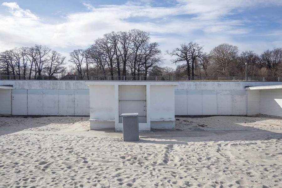 Ny Bellevue Strandbad Restaurerede lævægge og omklædningskabiner
