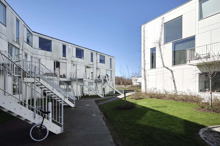 Linkøpingvej boligbebyggelse Åbent gårdrum mellem de to huse