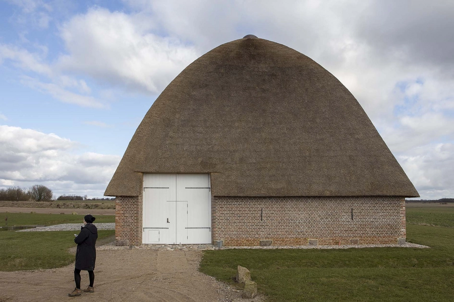 Guldhorn- og Kulturcenter Slotfelt Lade Bygningen set fra vest