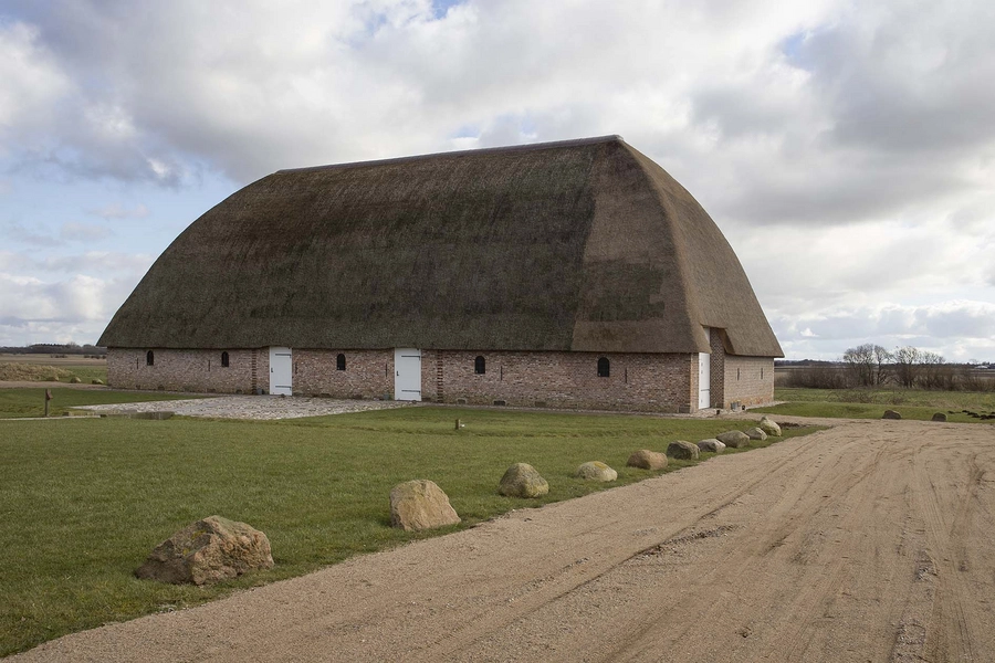 Guldhorn- og Kulturcenter Slotfelt Lade Bygningen set fra nord-vest