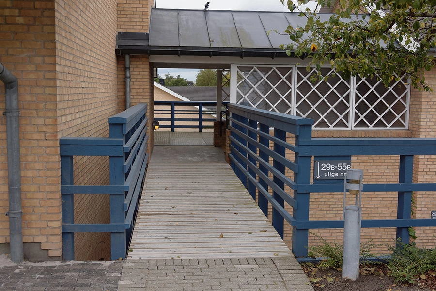 Sophielund Blåmalet træværk