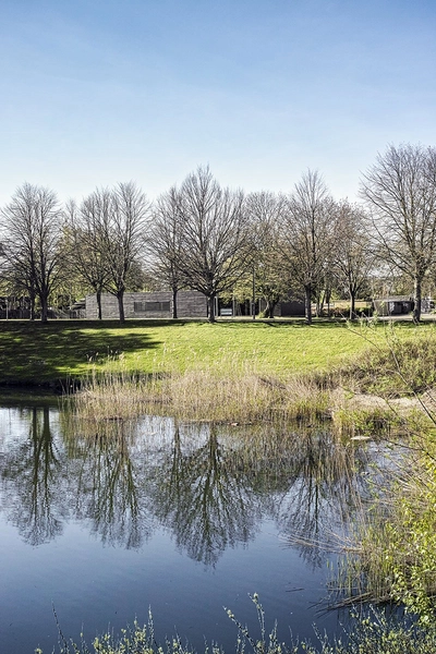 Espevang Vandværk Blik gennem parklandskabet