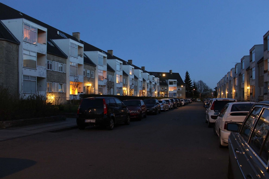 Ibstrupparken I Ibstrupvænget set fra nord, aften