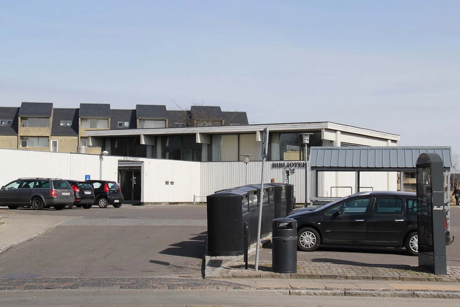 Jægersborg Bibliotek Vestfacade