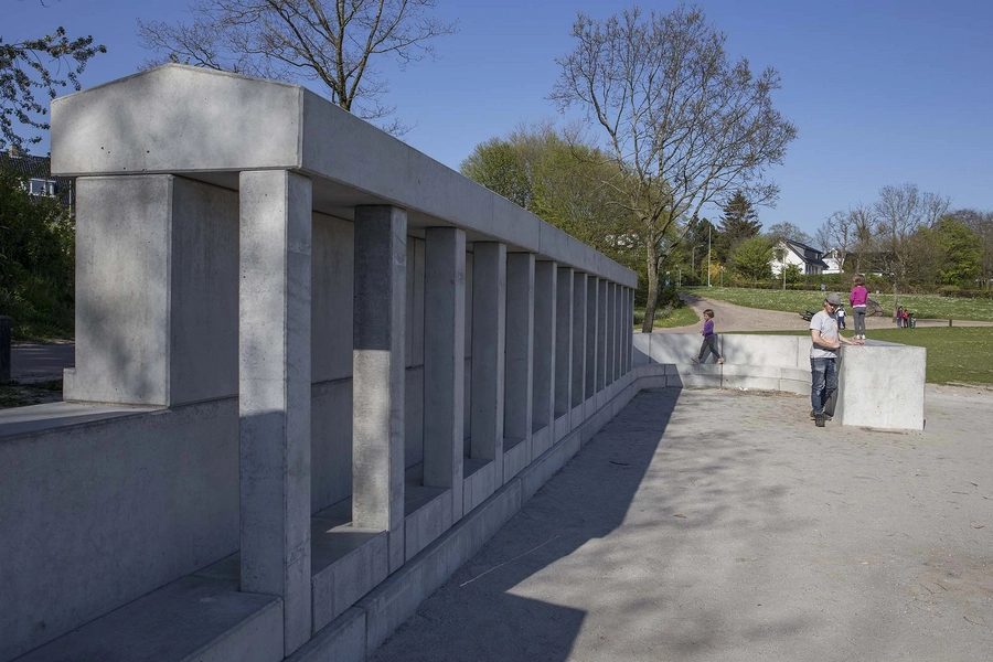 Termini Blik mod øst