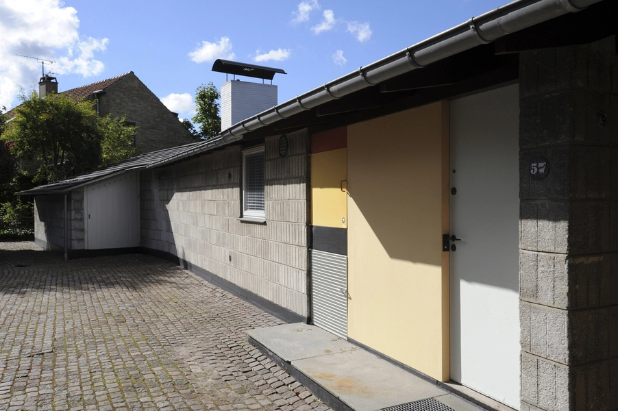 Karen og Ebbe Clemmensens eget hus Facaden mod Solbakkevej