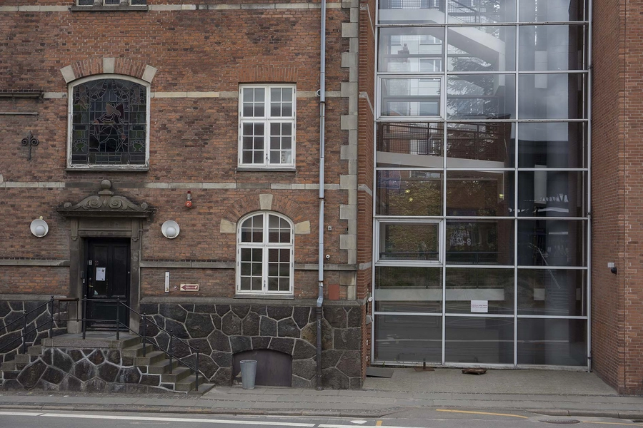 Carlsberg - Administrationsbygning - Nordfløj Detalje, sammenbygning