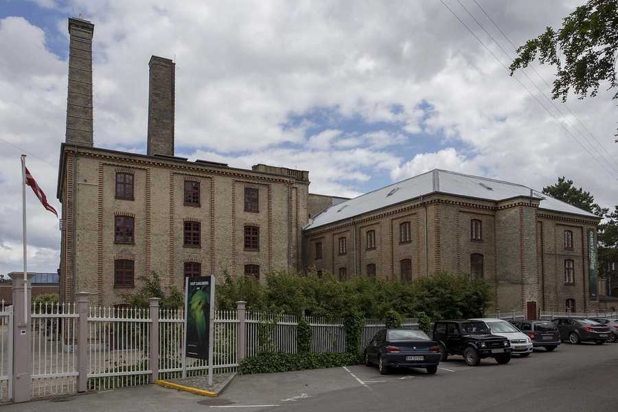 Carlsberg - Bryggerigården - Visit Carlsberg Bygningskomplekset set fra Gamle Carlsberg Vej