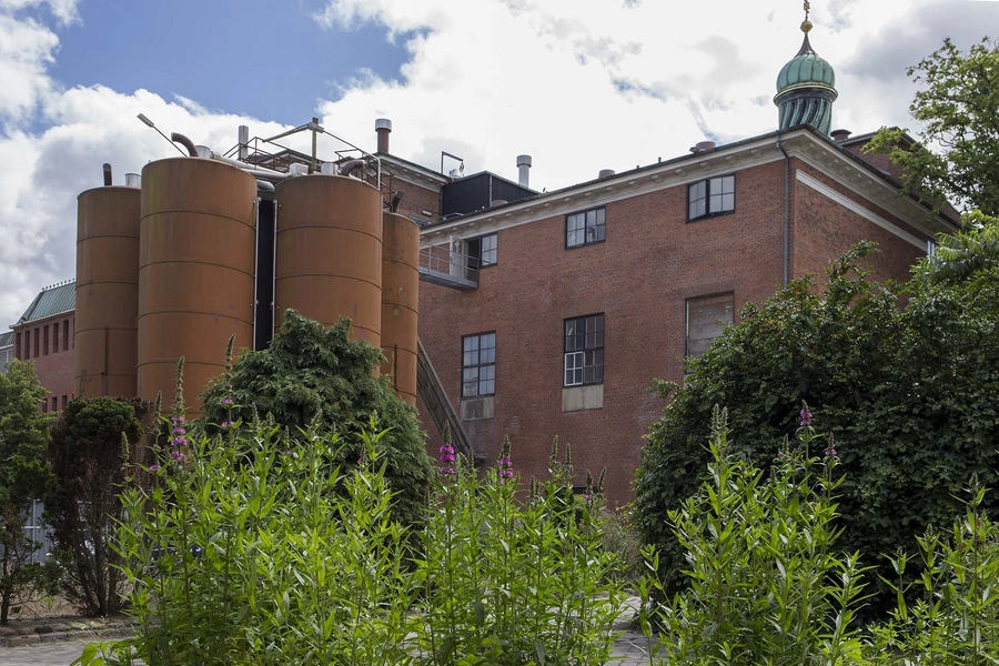 Carlsberg - Bryghuset Blik fra nord, nyt møder gammelt