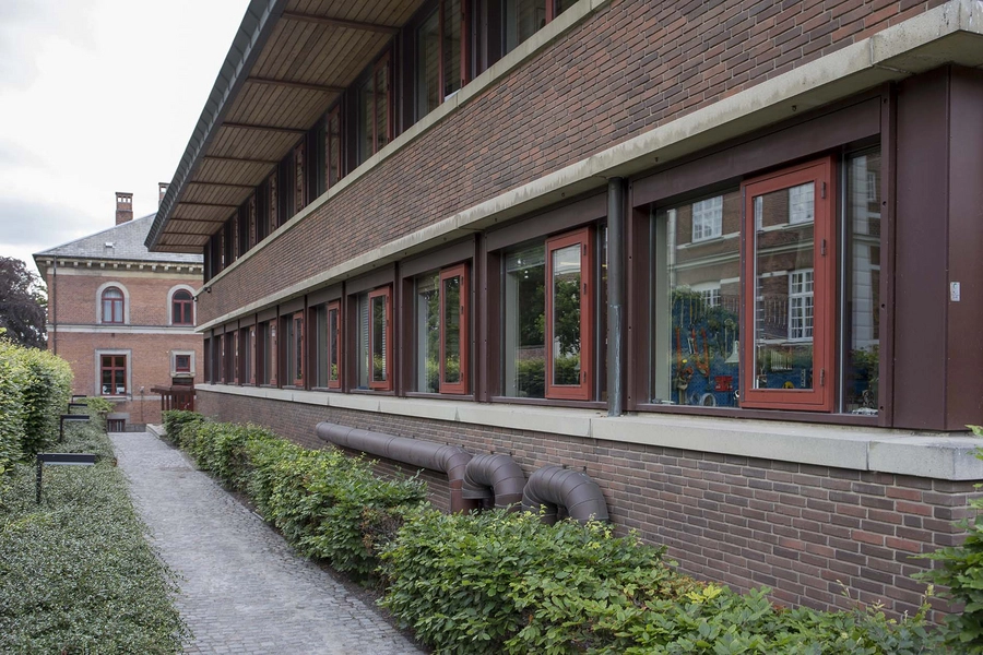 Carlsberg - Laboratorium - Forskningscenter Blik fra ny tilbygning mod det gamle laboratorium