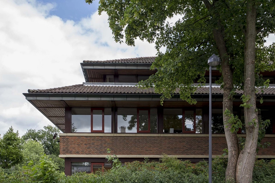 Carlsberg - Laboratorium - Forskningscenter Tilbygning i frodig beplantning