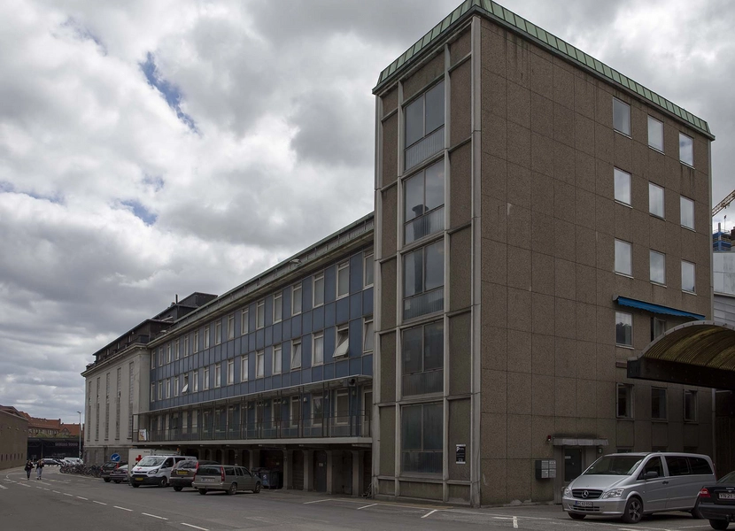 Carlsberg - Tap E - Dansehallerne - Kontorbygning Den modernistiske tilbygning mod Pasteursvej