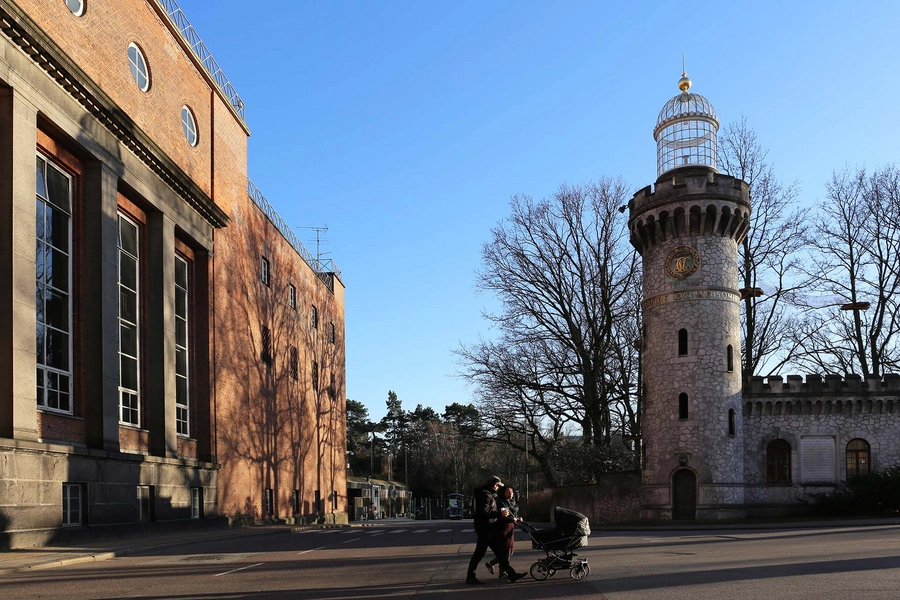 Carlsberg - Maskincentralen - Kraftværket Blik mod syd, langs Pasteursvej med Kridttårnet mod vest