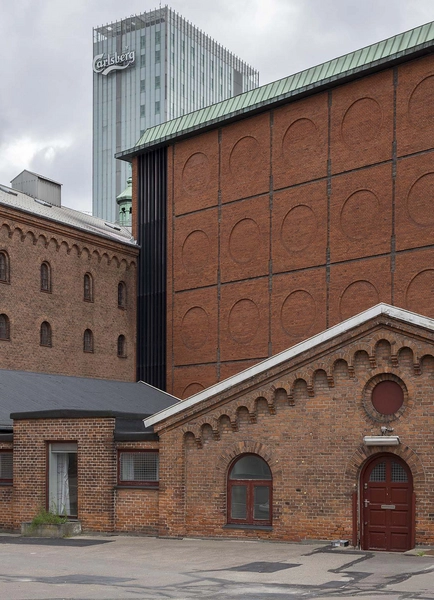 Carlsberg - Hovedkontor - Silo Siloen set fra Bryggernes Plads