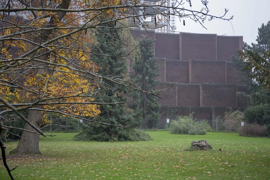 Carlsberg - De Hængende Haver - J. C. Jacobsens Have De Hængende Haver set fra J. C. Jacobsens Have