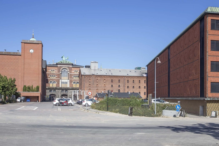 Carlsberg - Brasserie Ny Carlsberg - Gammelt Malteri Malteriets sydfacade, ved Bryggernes plads, set i samspil med Gærkælderen, Bryghuset og Lagerkælder 3