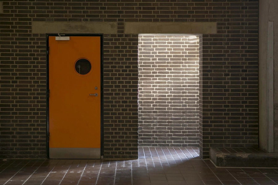 Carlsberg - Tappehal H1 - TAP 1 Detalje, interiør, farvekodning og lysindfald