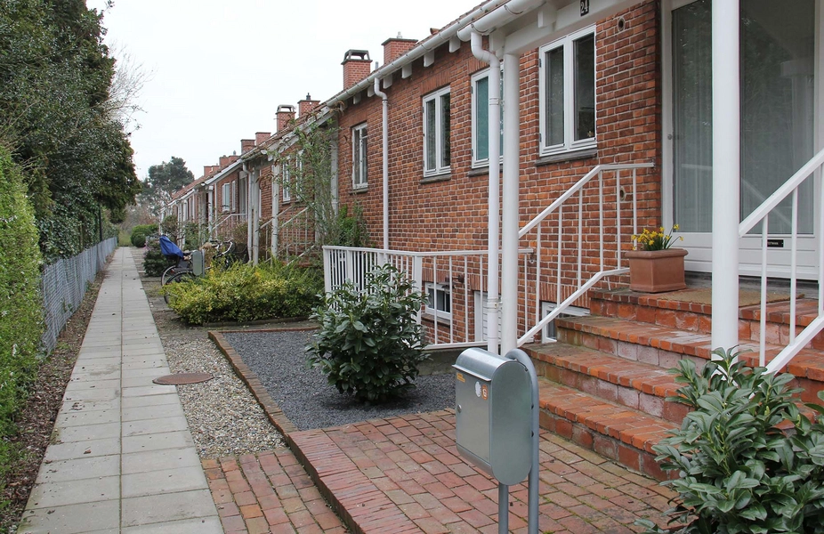 Ridebanevang Indgangsparti