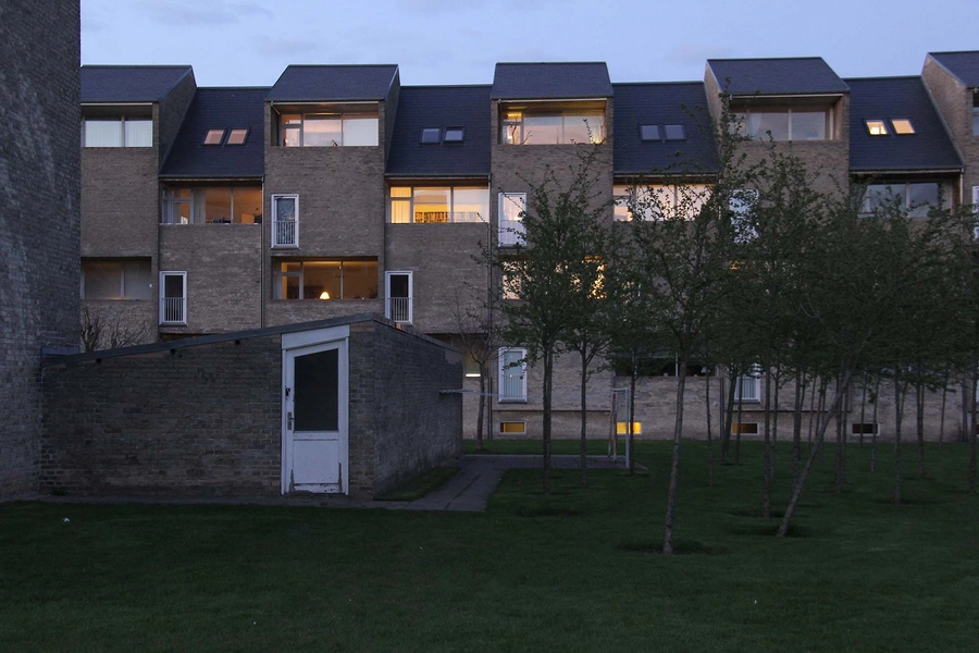 Alléhusene Aftenstemning, Vestfacade