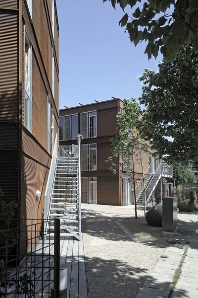 Sundholm Syd Elementbyggeri med facade i cortenstål