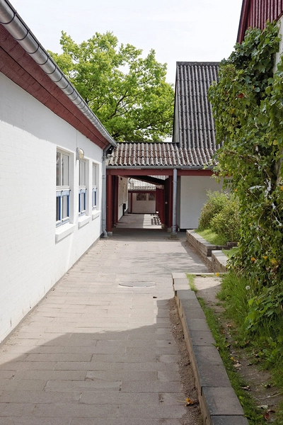 Endrupskolen Blik langs facade