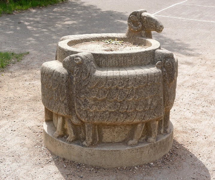 Endrupskolen Skulptur, vandkunst