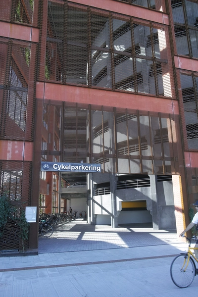 Konditaget Lüders - Garage Cykelparkering