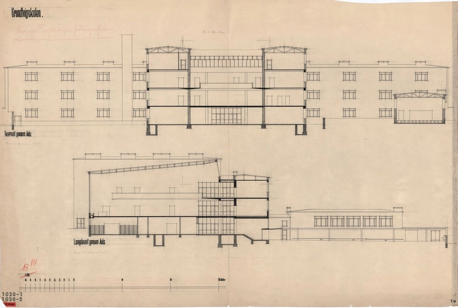 Grundtvigskolen (Tagensbo Skole) Tvær -og længdesnit gennem aula