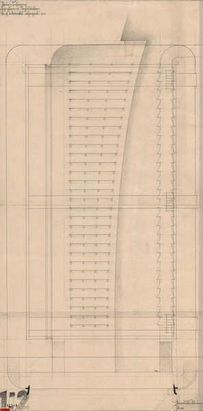 Tinghøjbeholderen Nedgangstårne: side af kobberdækket indgangsport; detailler
