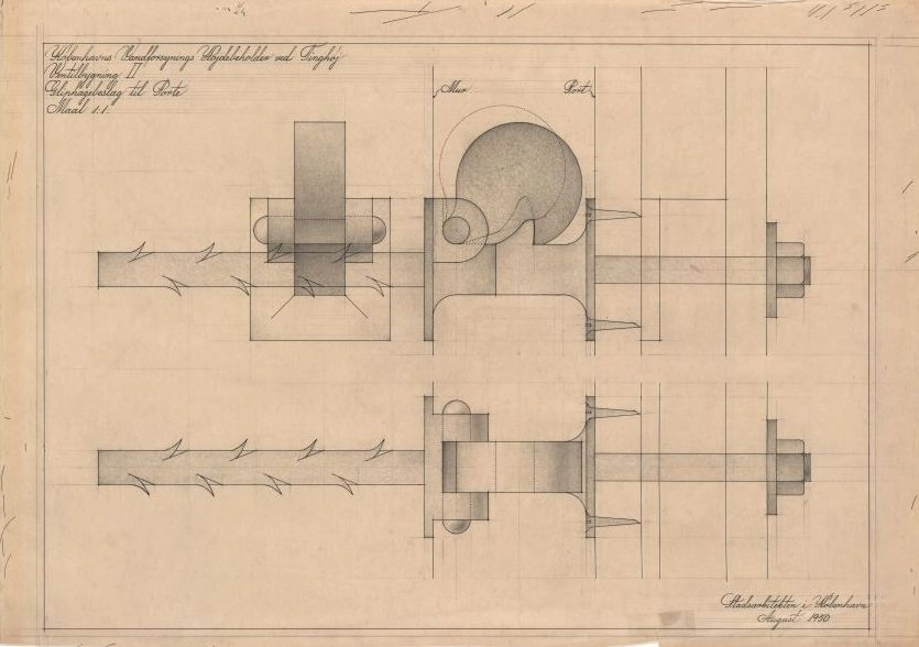 Tinghøjbeholderen Ventilbygning 2: gliphagebeslag til porte