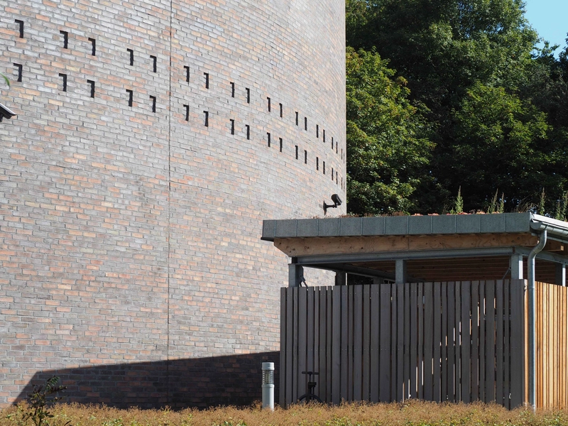 Trafiktårnet Vest Cykelskur på tårnets sydside