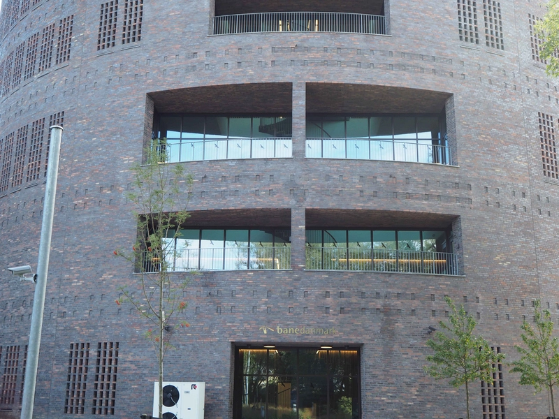 Trafiktårnet Vest Indgang og vinduer