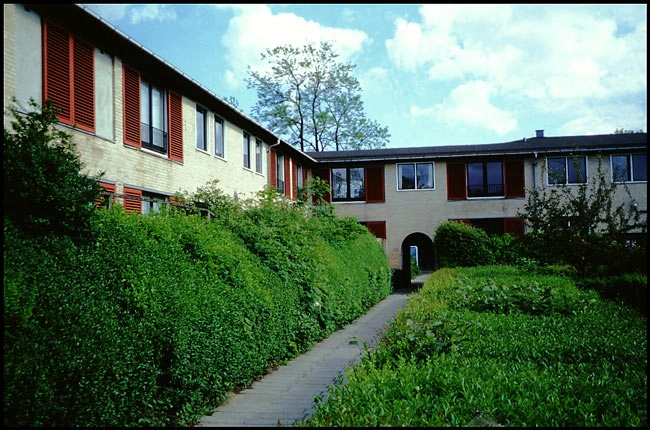 Banehegnet Rødt gårdrum