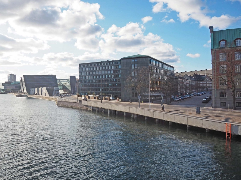 Tjæreborg - Ministerialbygningen Slotsholmsgade 12 Total set fra Knippels Bro