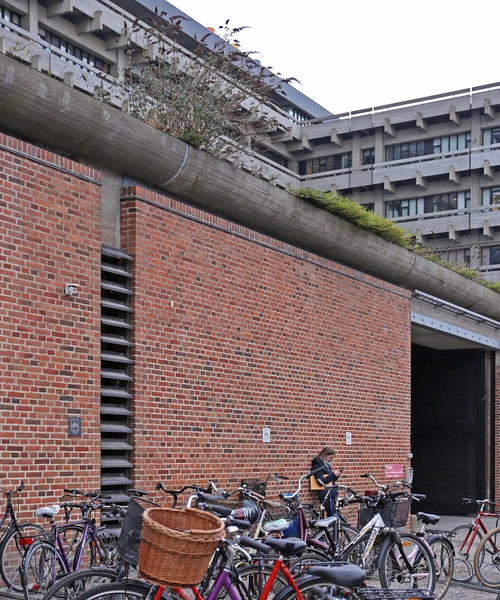 Panum Instituttet - Det Sundhedsvidenskabelige Fakultet Vareindlevering - Cykelparkering