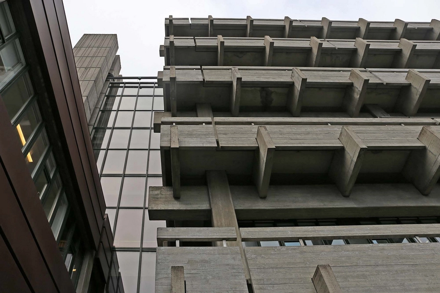 Panum Instituttet - Det Sundhedsvidenskabelige Fakultet Trappehus - Møde mellem volumener